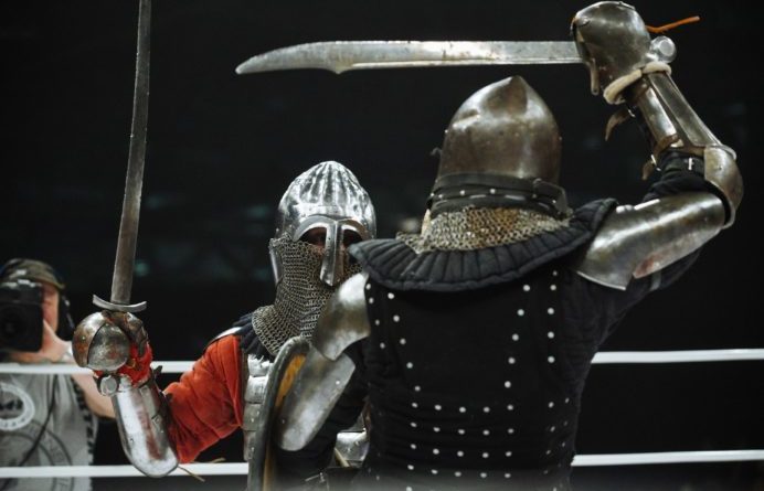 MMA e scontri medievali: benvenuti alla M-1 Global